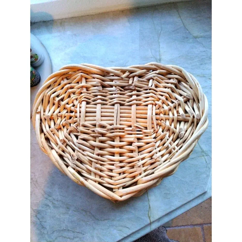 Vintage HEART Bread Basket Weaved Branch‎ Wicker Woven Tray Cottagecore Easter